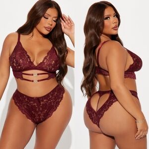 Fashion Nova 2 Piece Lace Set